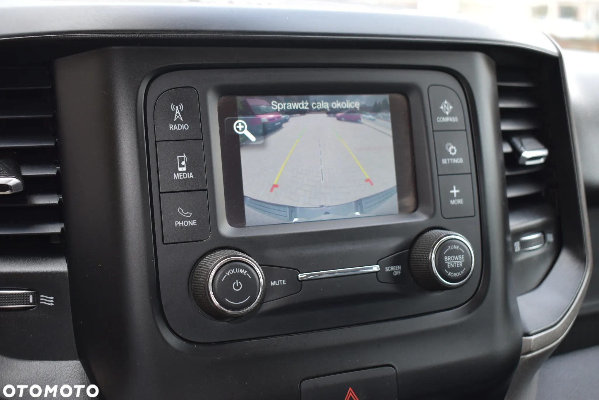 Dodge RAM - 29