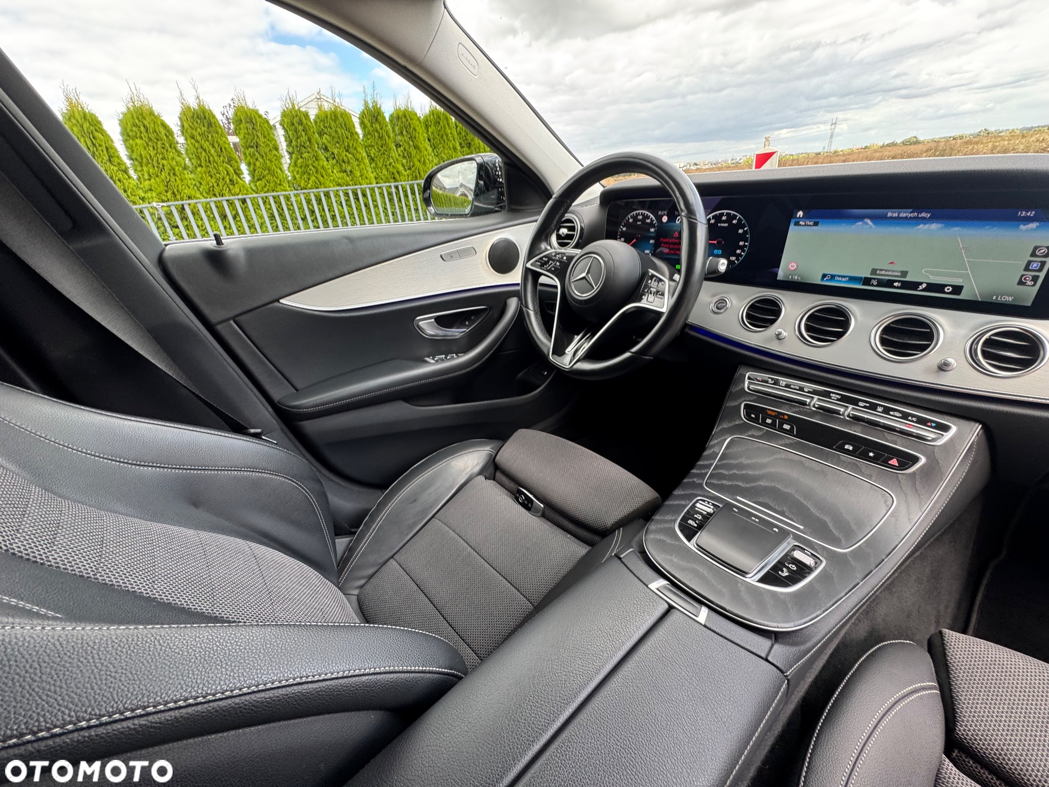 Mercedes-Benz Klasa E 300 de 9G-TRONIC AMG Line - 4