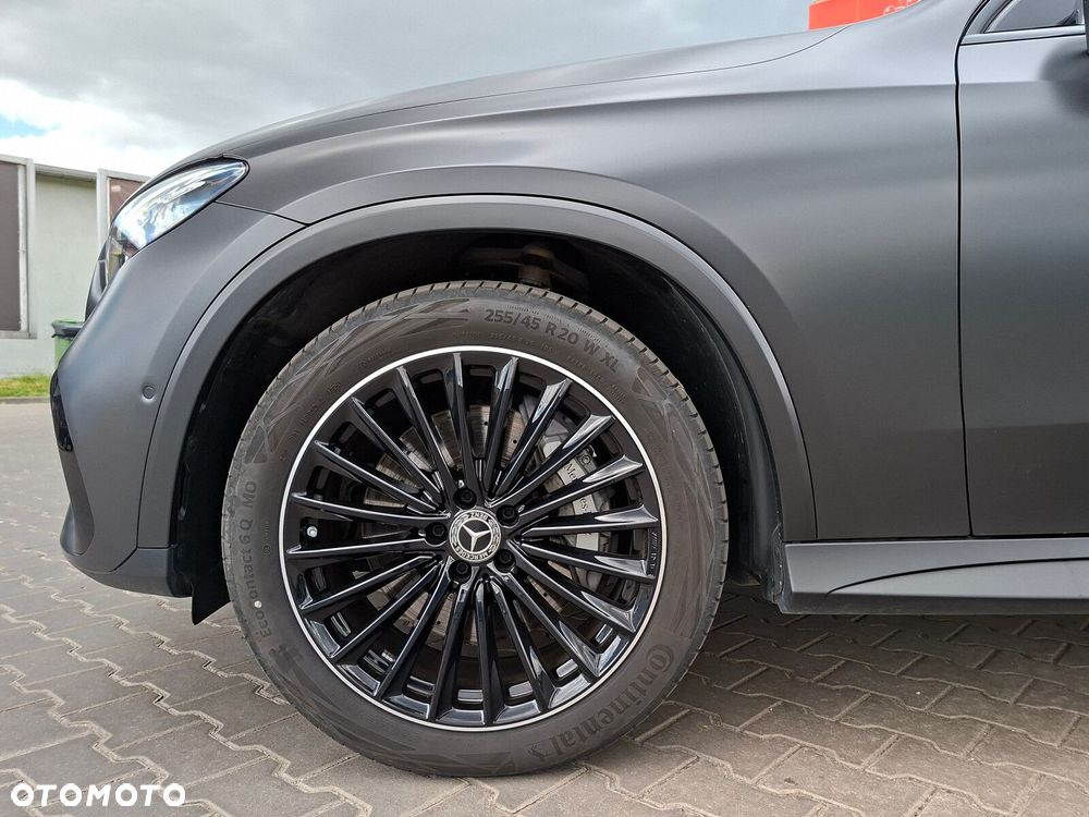 Mercedes-Benz GLC 220 d mHEV 4-Matic AMG Line - 11