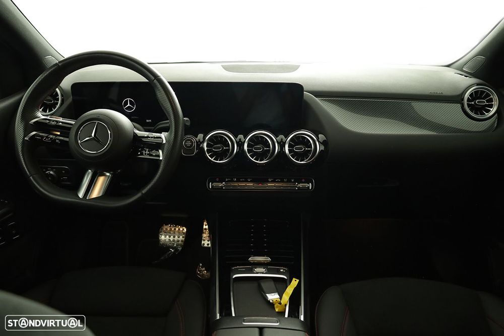 Mercedes-Benz B 250 e AMG Line - 9