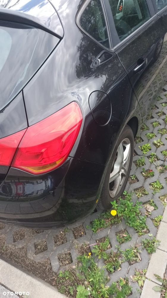 Opel Astra 1.6 Cosmo - 4