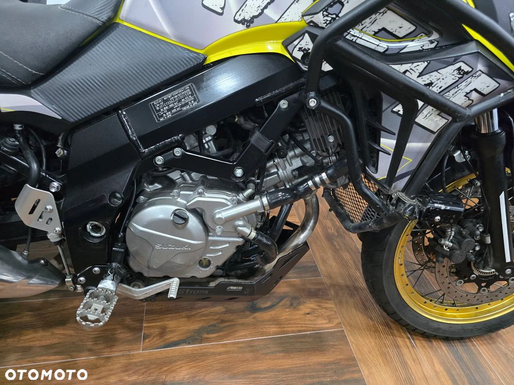Suzuki DL - 19