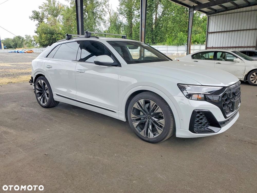 Audi Q8 SUV TFSI quattro 250 kW tiptronic S line business, 2025