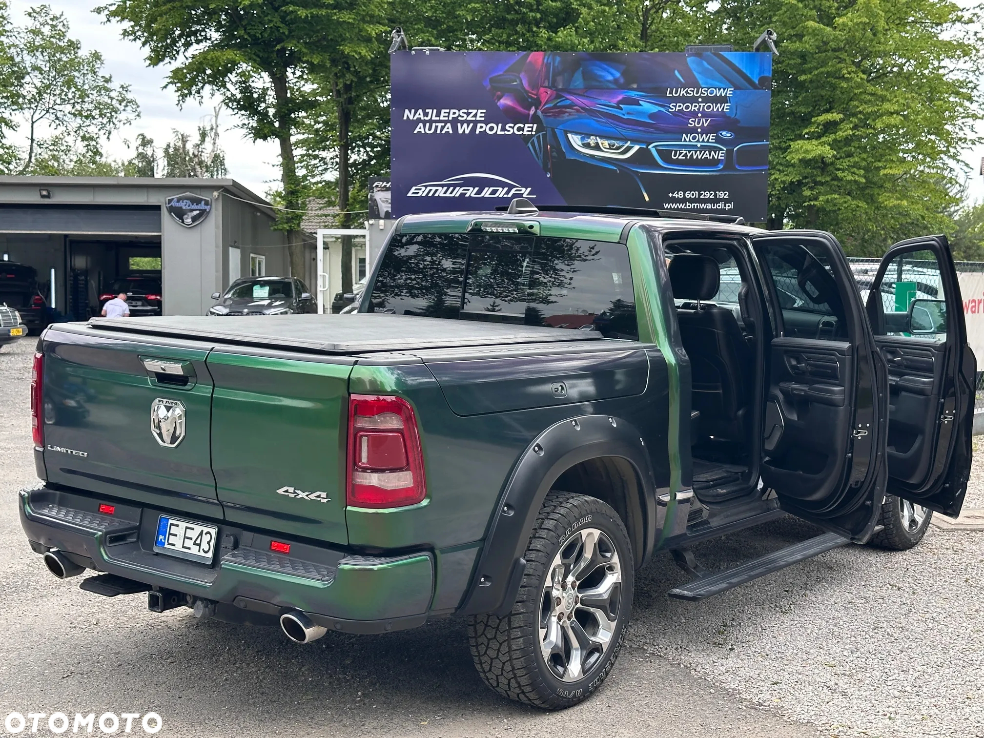 RAM 1500 5.7 Crew Cab Limited - 10