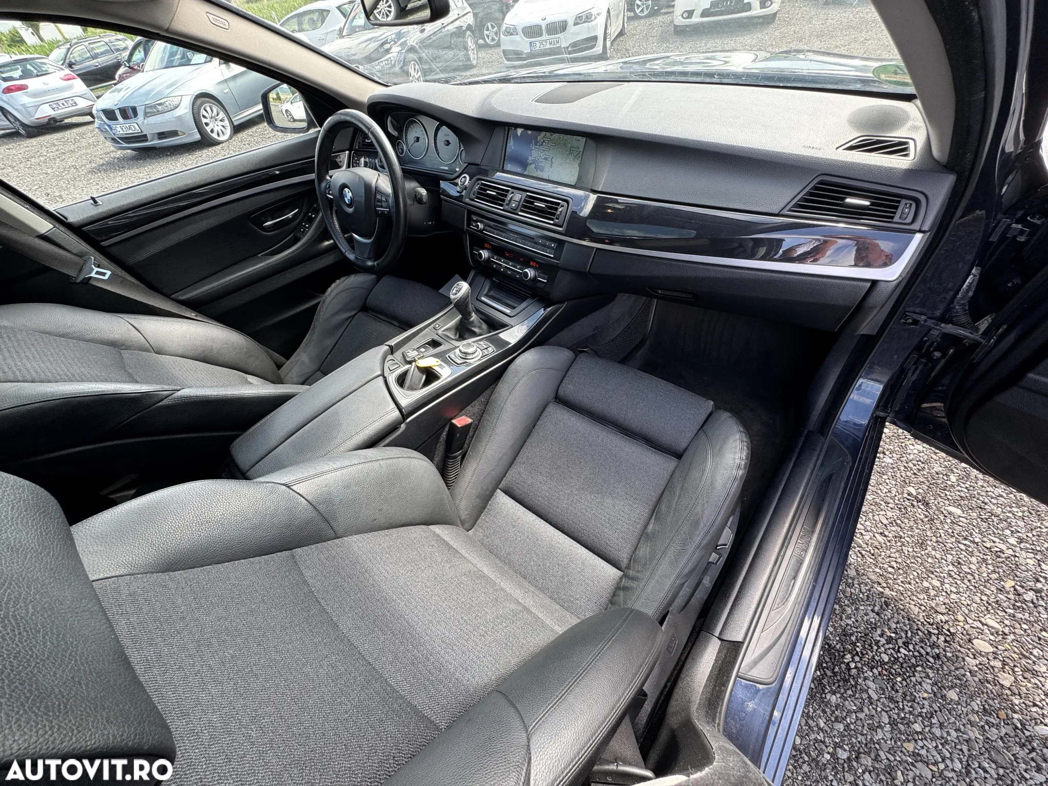 BMW Seria 5 520d - 22