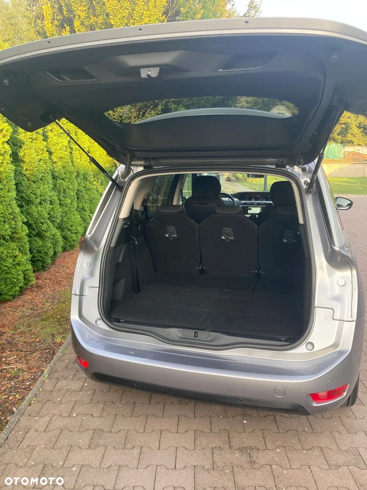 Citroën C4 SpaceTourer 1.2 PureTech Shine S&S EAT8 - 12
