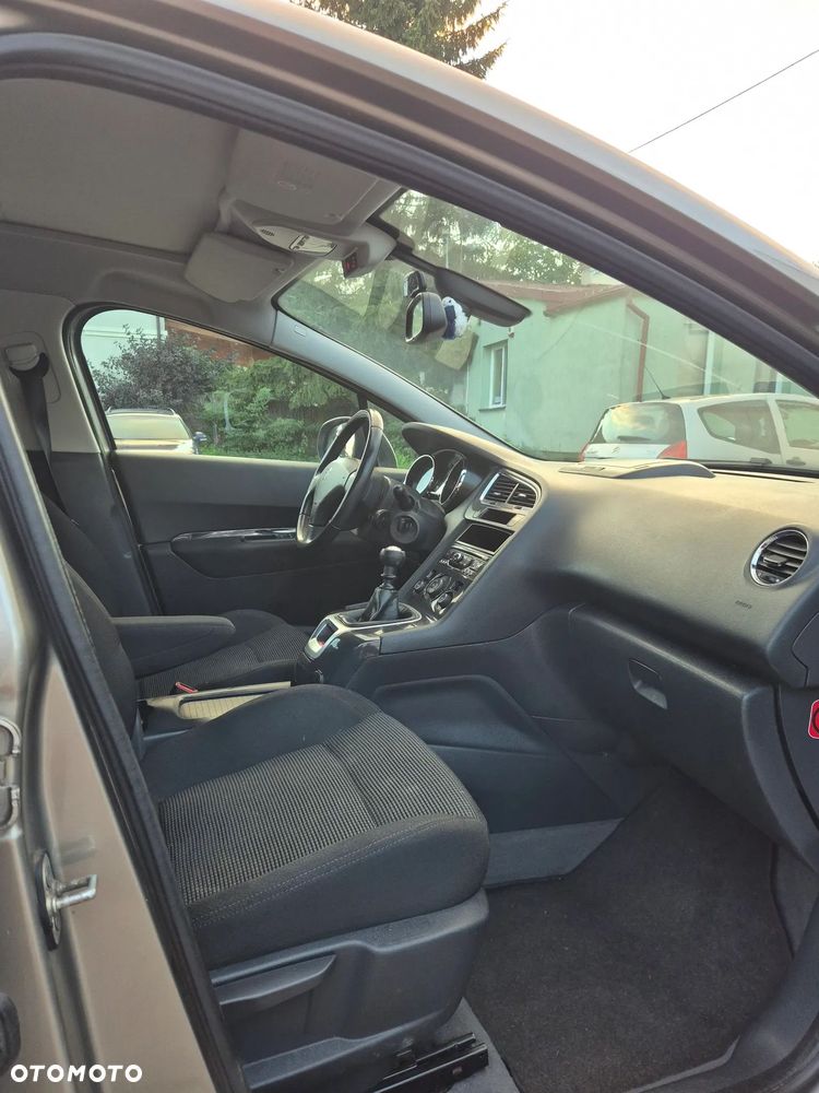 Peugeot 5008 155 THP Allure - 4