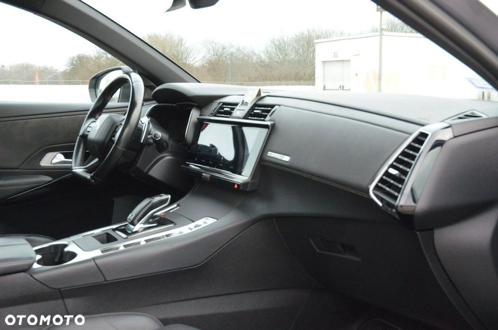 DS Automobiles DS 7 Crossback 2.0 BlueHDi So Chic - 21