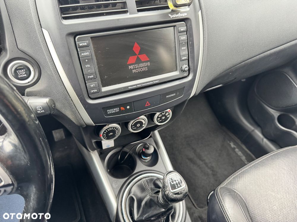 Mitsubishi ASX 1.8 DID Inform - 17