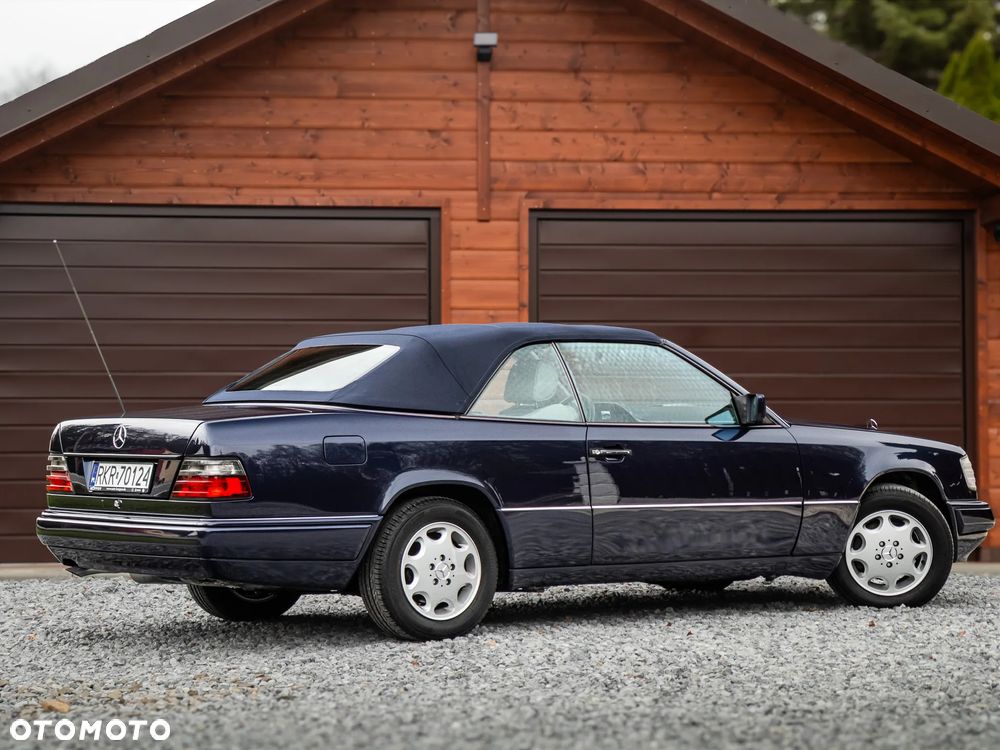 Mercedes-Benz Klasa E - 16