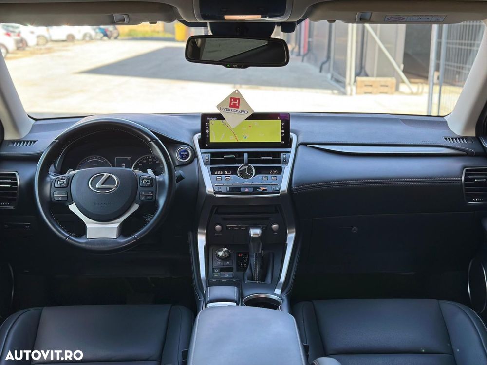 Lexus Seria NX 300h AWD Executive Plus - 26