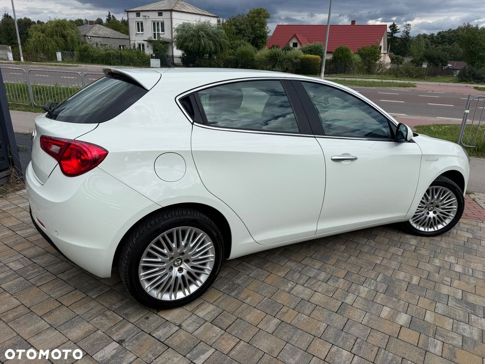 Alfa Romeo Giulietta 1.4 TB 16V Multiair TCT Collezione - 5