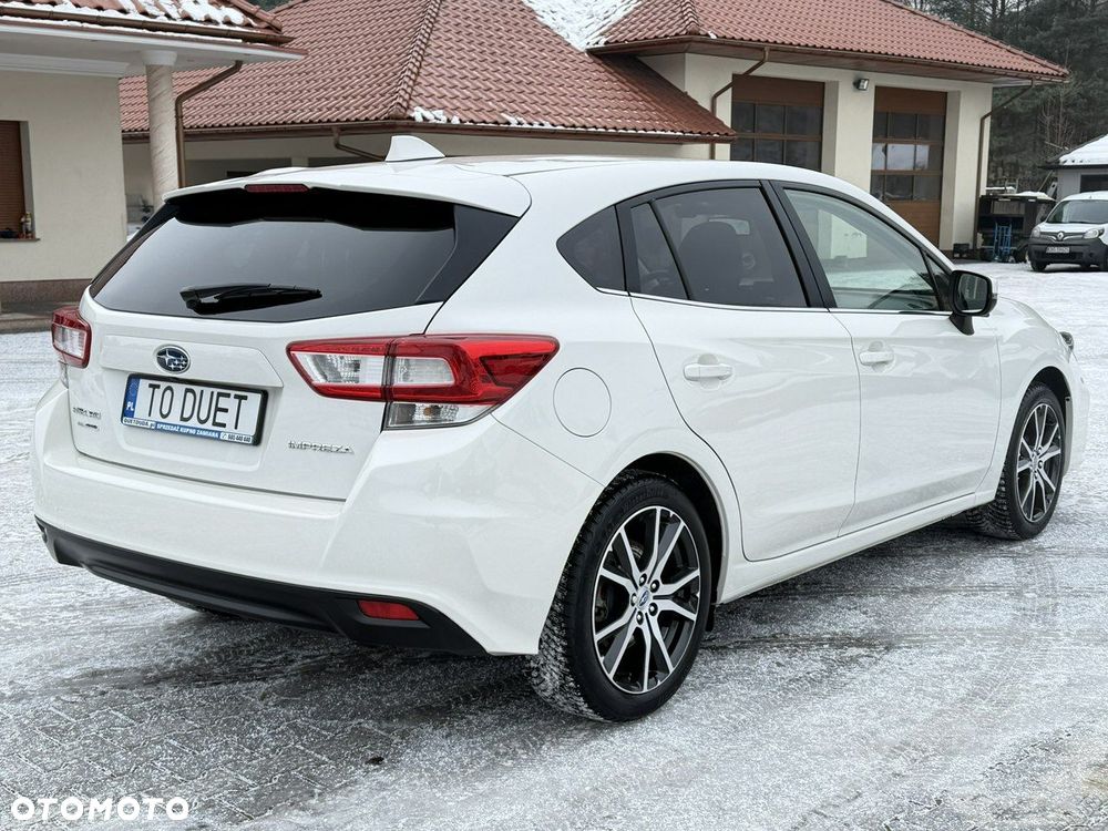 Subaru Impreza 2.0i Exclusive (EyeSight) Lineartronic - 12
