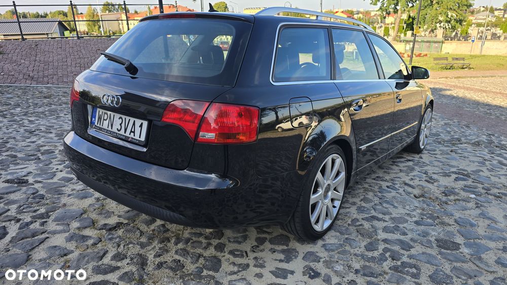 Audi A4 Avant - 16