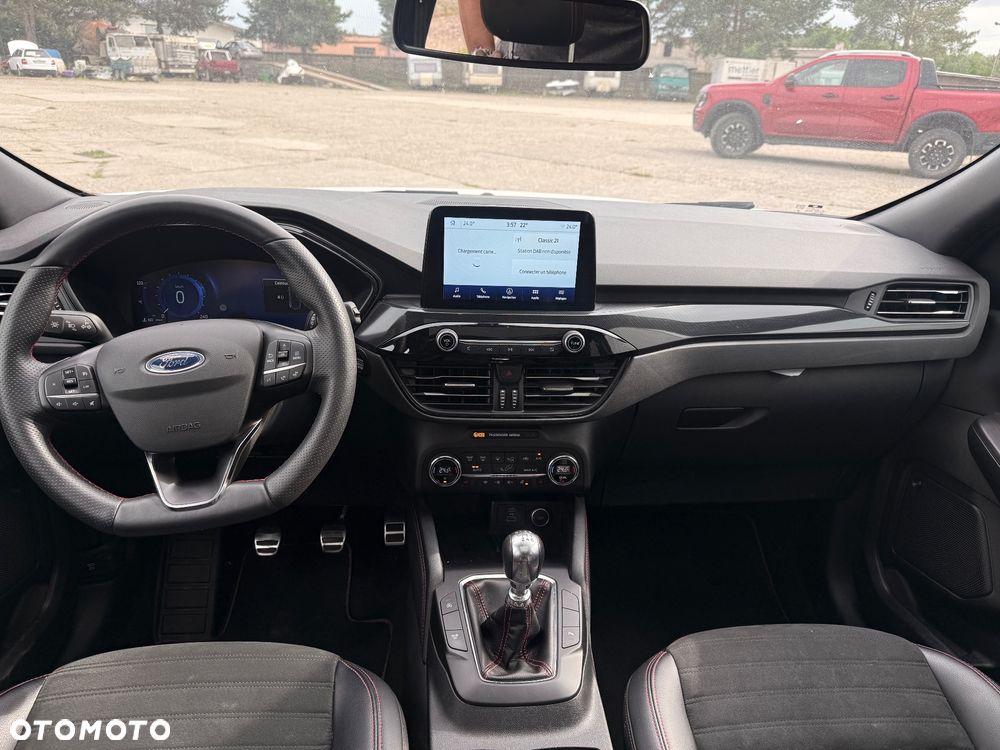 Ford Kuga 2.0 EcoBlue Hybrid ST-LINE X - 3