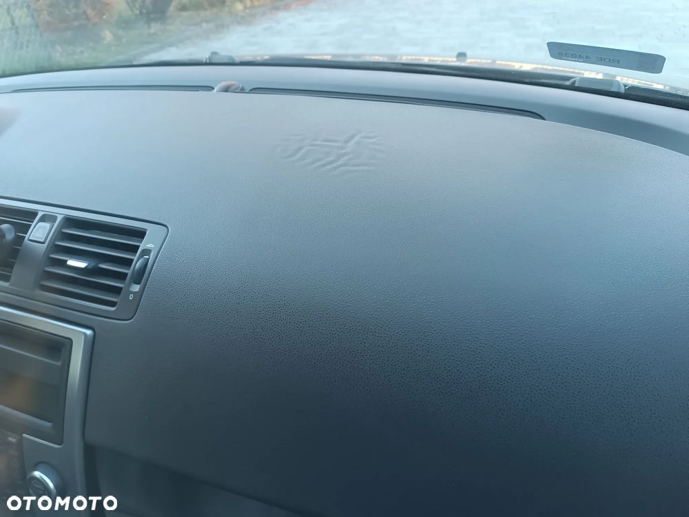 Volvo S40 2.0D DPF Powershift Momentum - 13