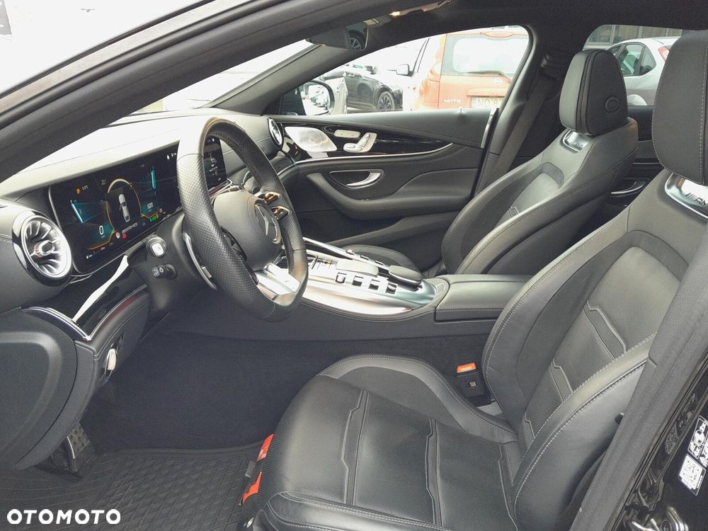 Mercedes-Benz AMG GT - 18