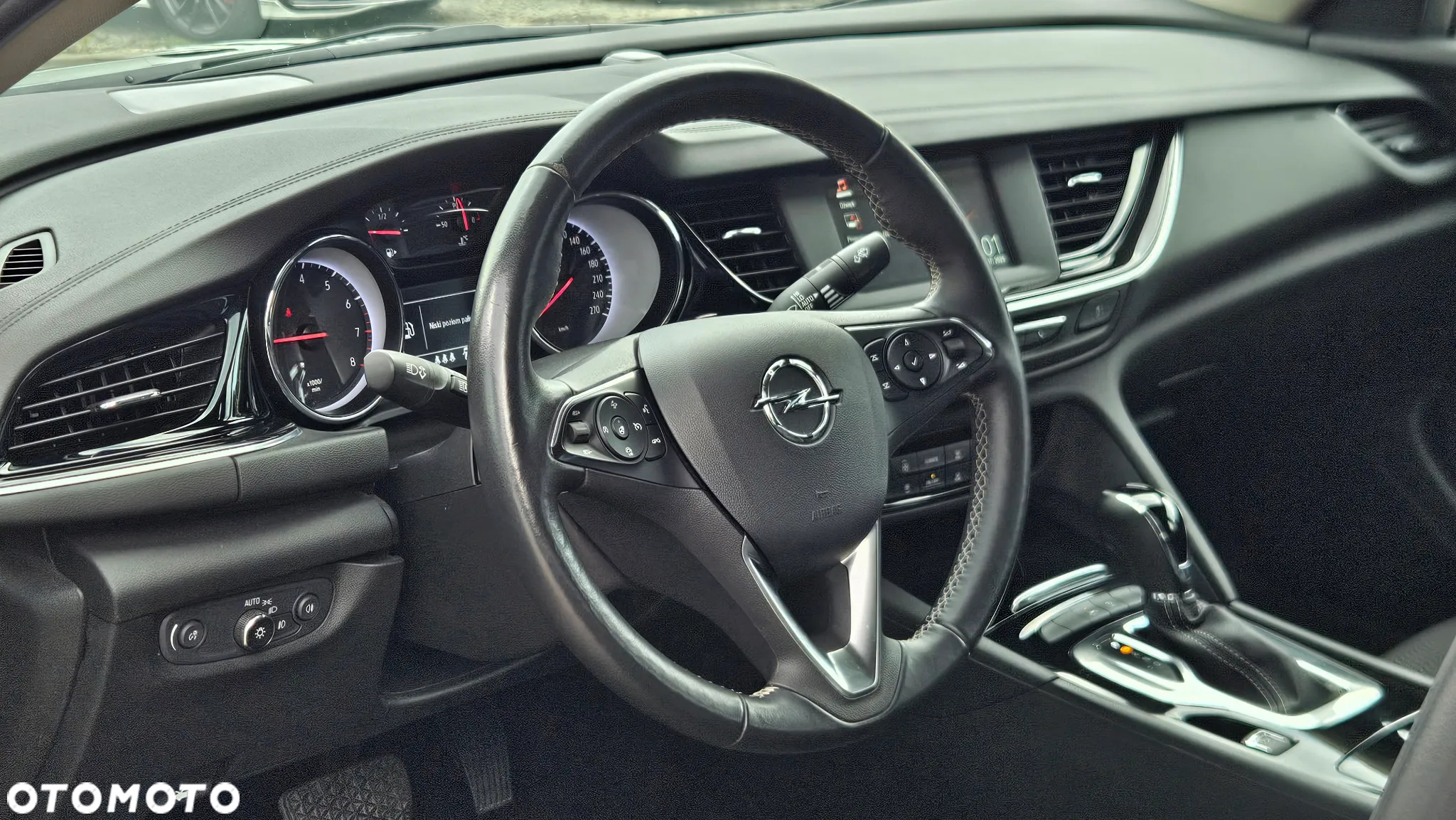 Opel Insignia 1.5 T Elite S&S - 10