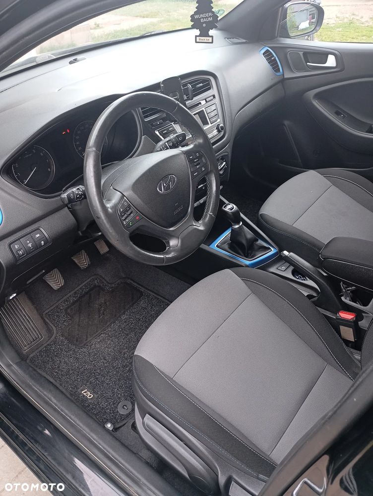 Hyundai i20 1.2 Passion - 4