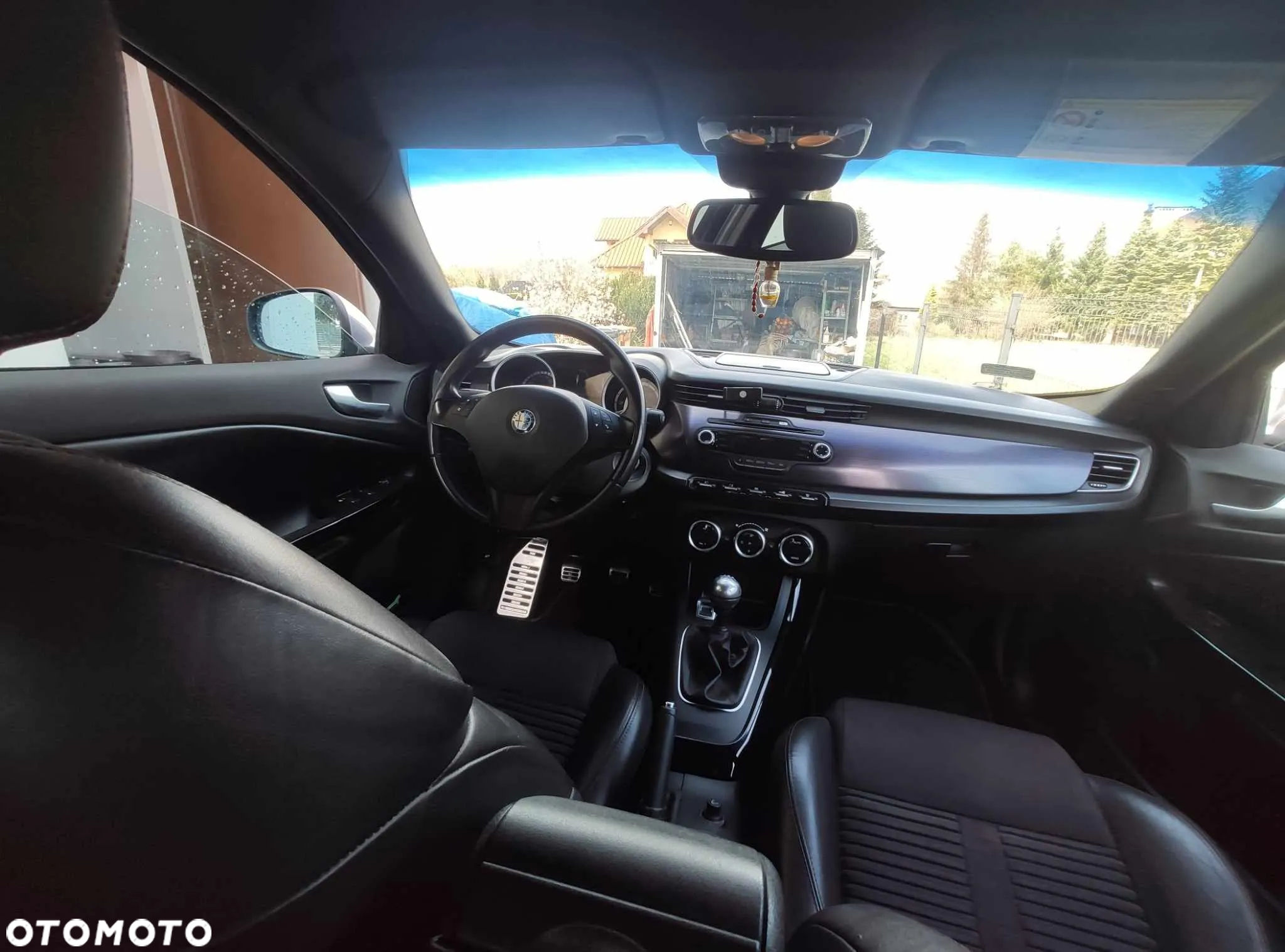 Alfa Romeo Giulietta 2.0 JTDM Distinctive - 10
