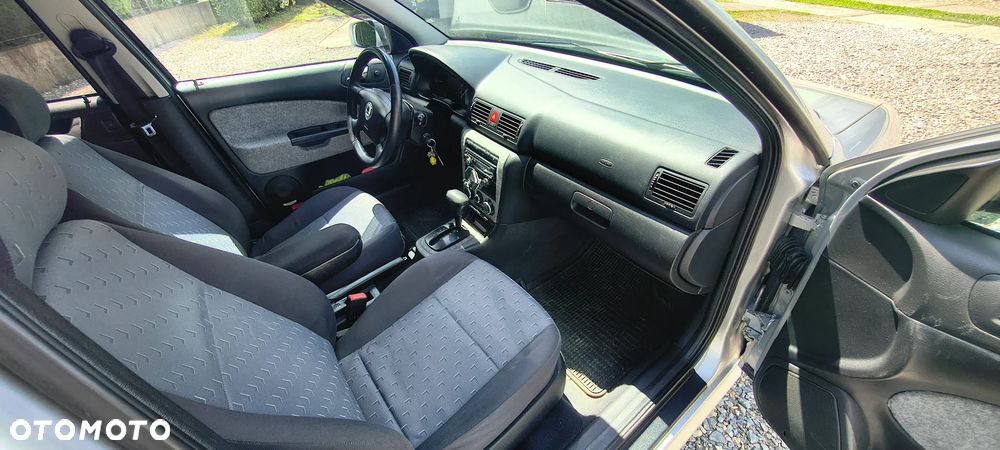 Skoda Octavia 1.9 TDI Tour - 4