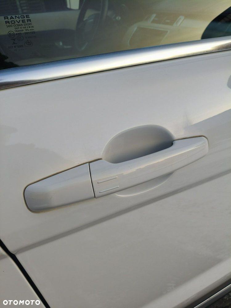Land Rover Range Rover Evoque - 34