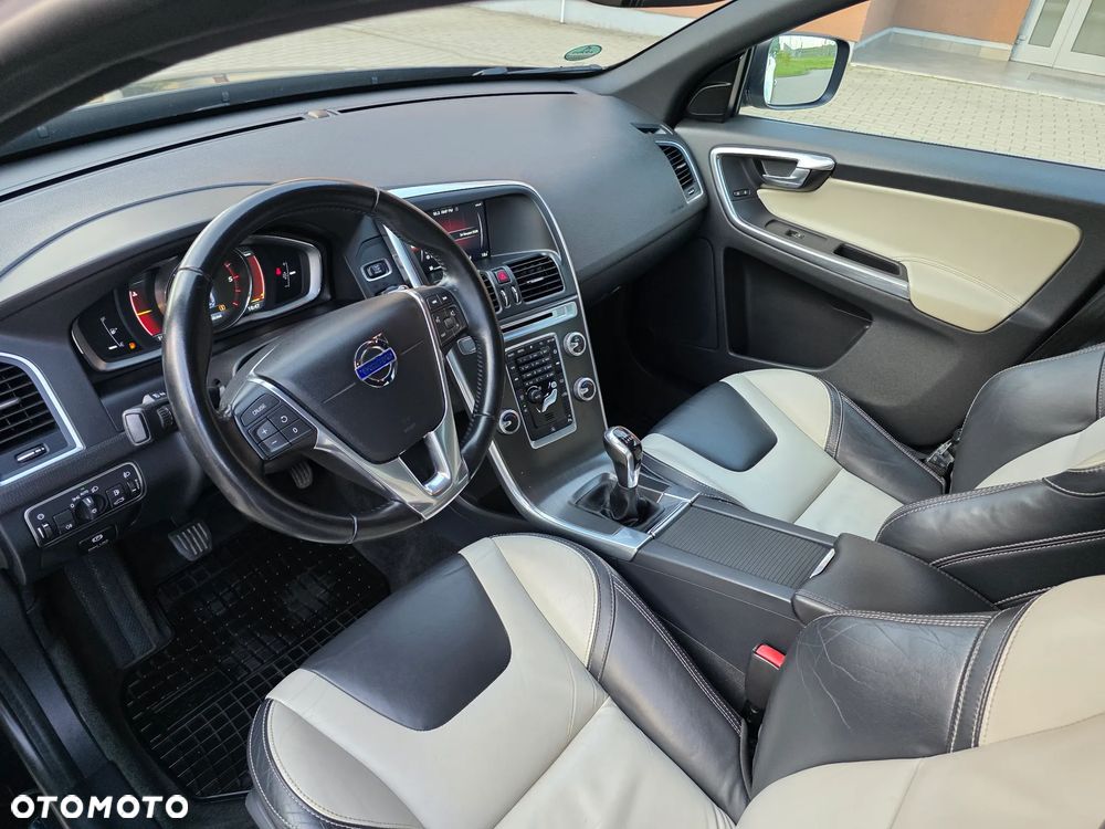 Volvo XC 60 D4 Summum - 31