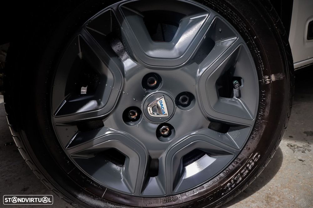 Dacia Spring Electric 45 Essential - 12