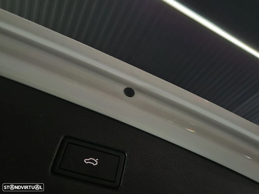 VW Tiguan 1.4 TSI eHybrid R-Line DSG - 21