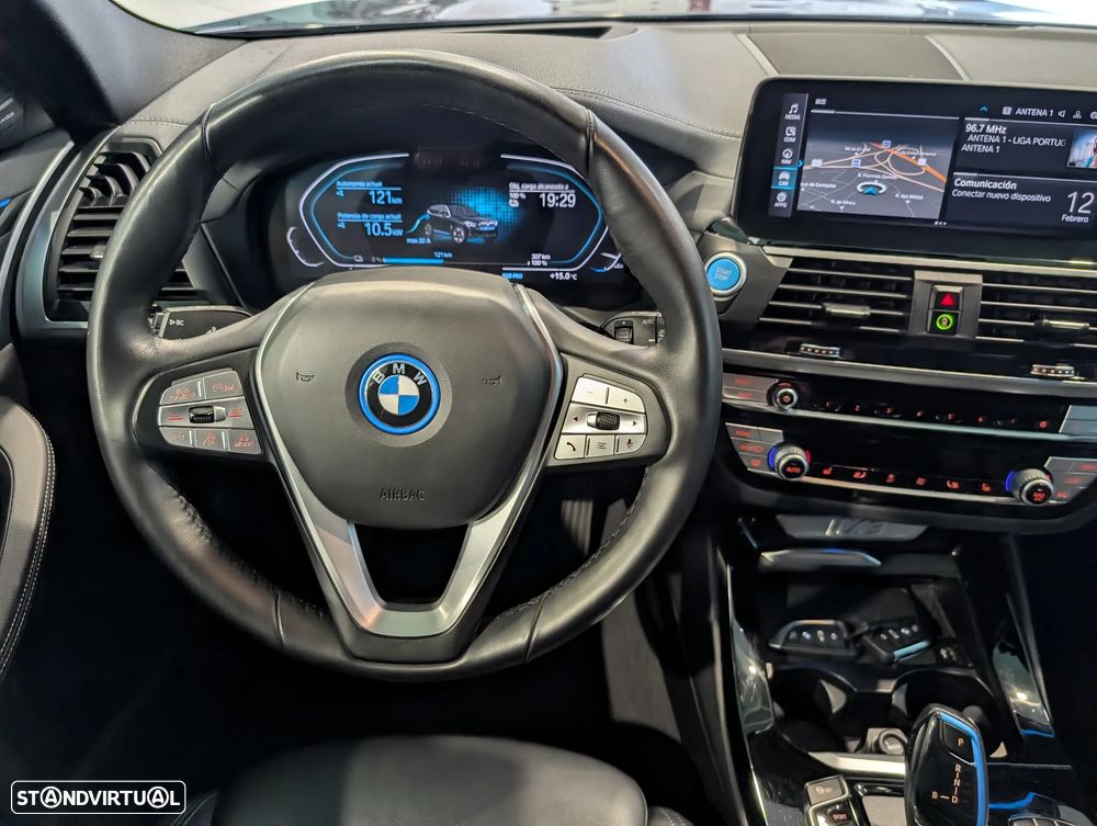 BMW iX3 Impressive - 18