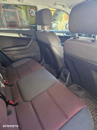 Audi A3 Sportback 2.0 TDI DPF quattro Ambiente - 9