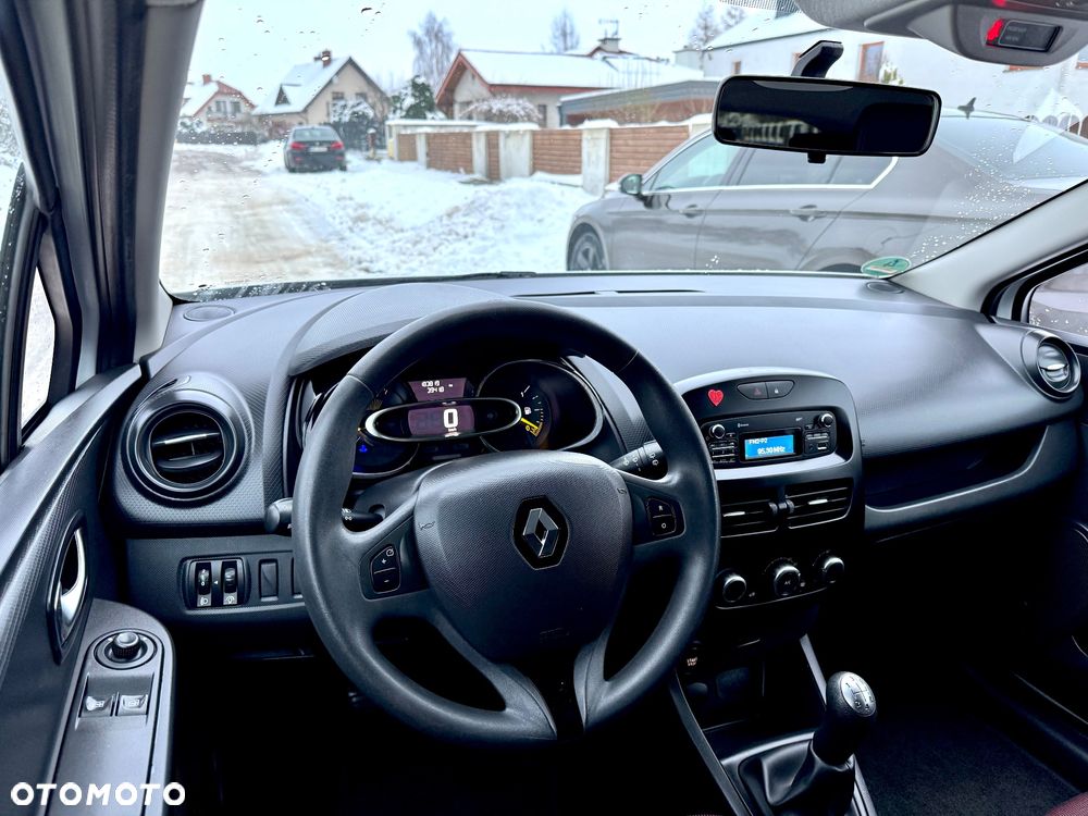 Renault Clio - 15