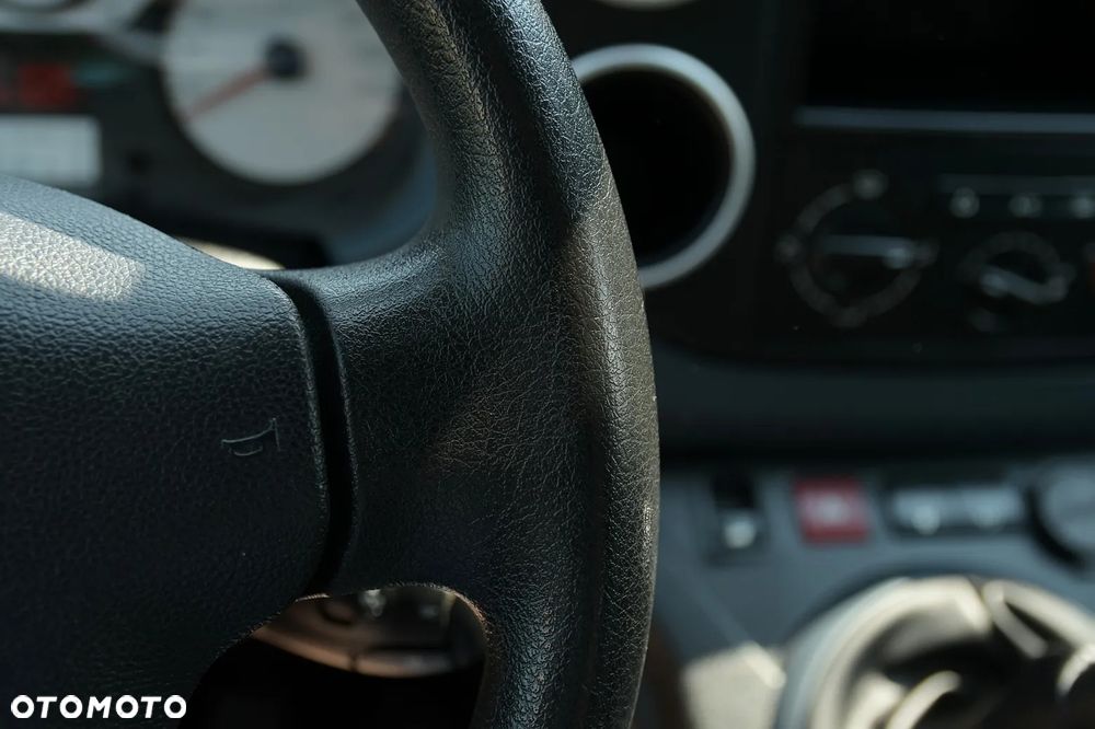 Peugeot Partner - 29