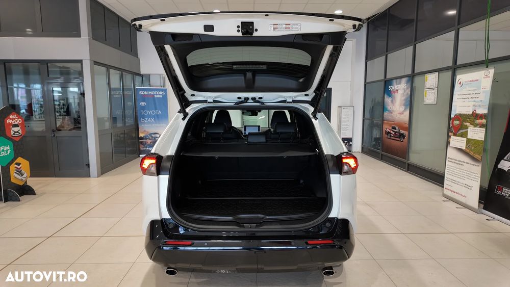 Toyota RAV4 2.5 PHEV VVT-iE 4x4 Style Bi-Tone - 38