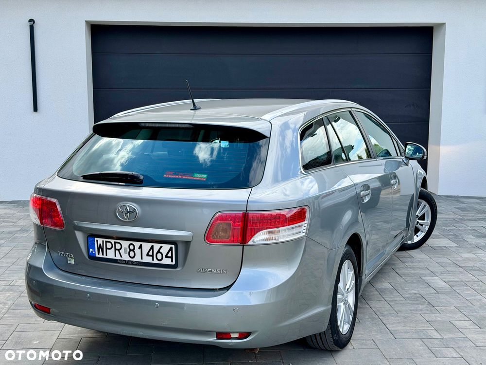 Toyota Avensis 2.0 D-4D Sol - 6
