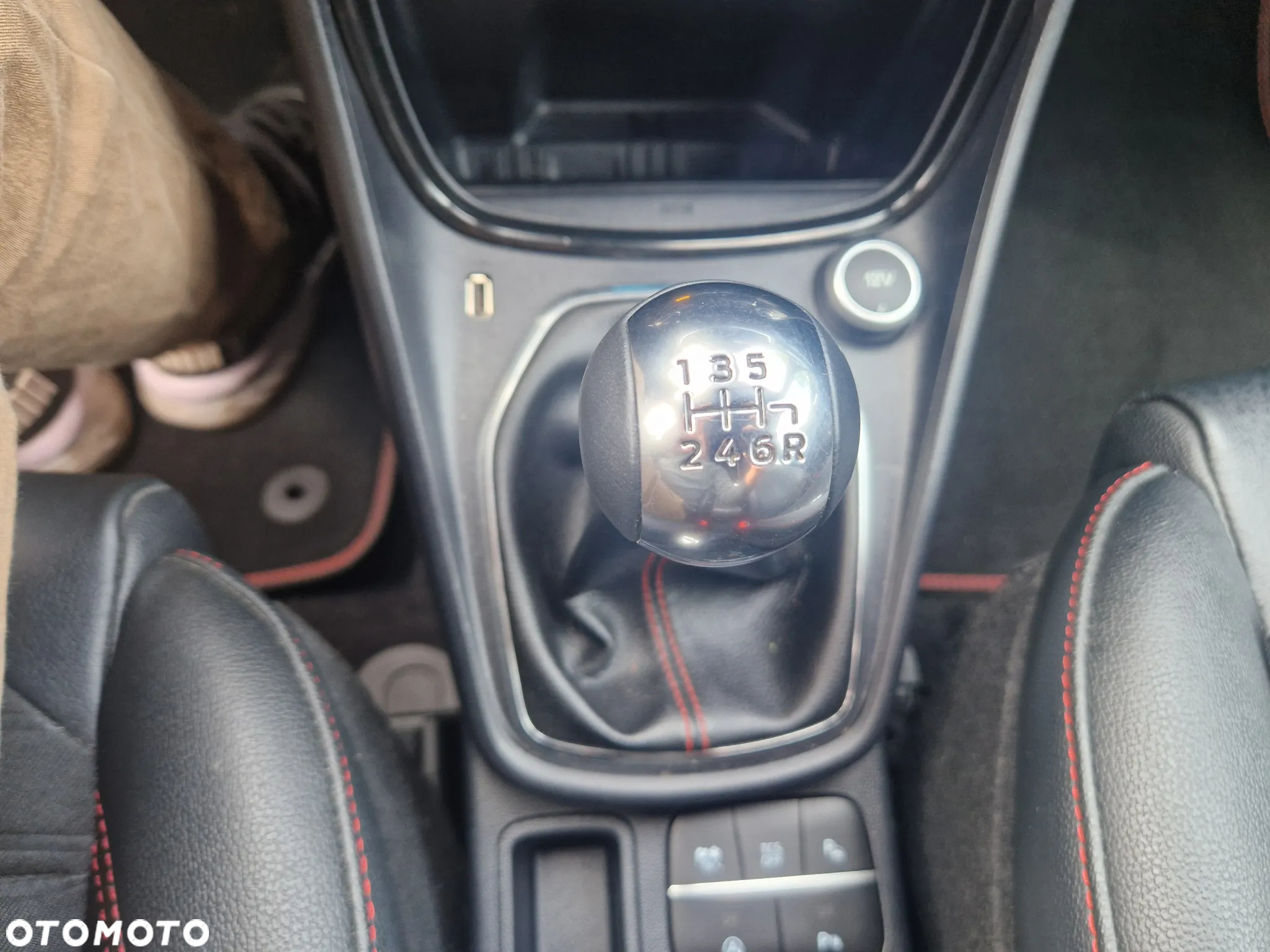 Ford Puma 1.0 EcoBoost Hybrid ST-LINE X DESIGN - 28