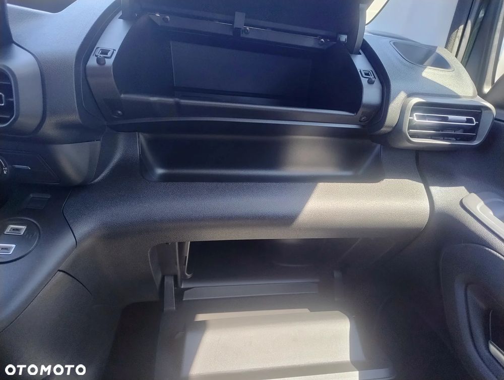 Citroën Berlingo MPV M 1.5 BlueHDI Plus S&S EAT8 N1 - 25