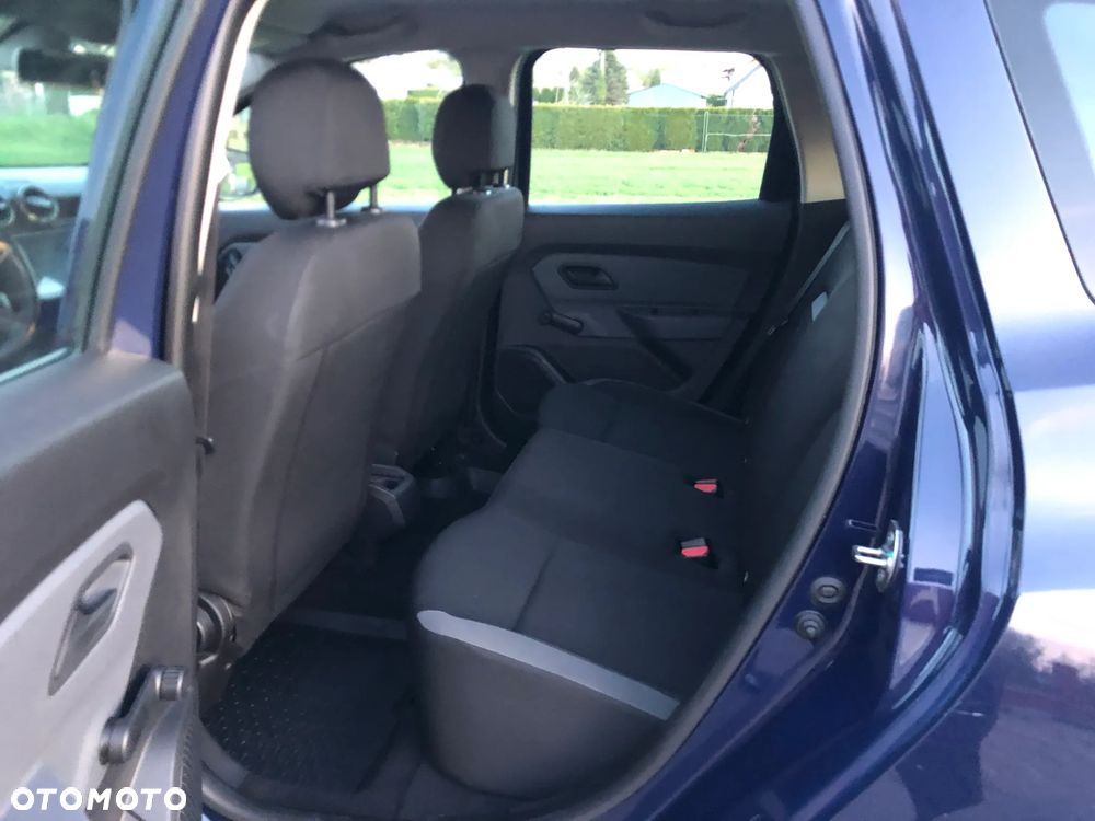 Dacia Duster 1.6 SCe Open S&S - 11