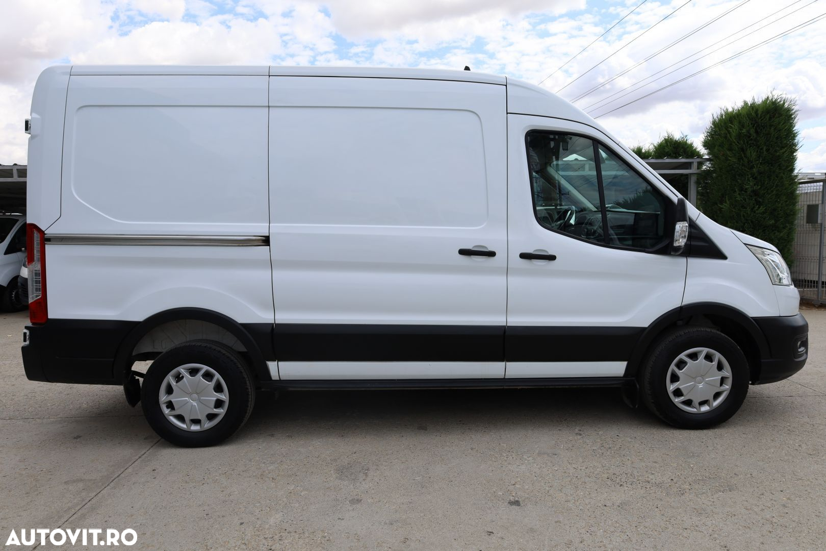 Ford Transit - 9
