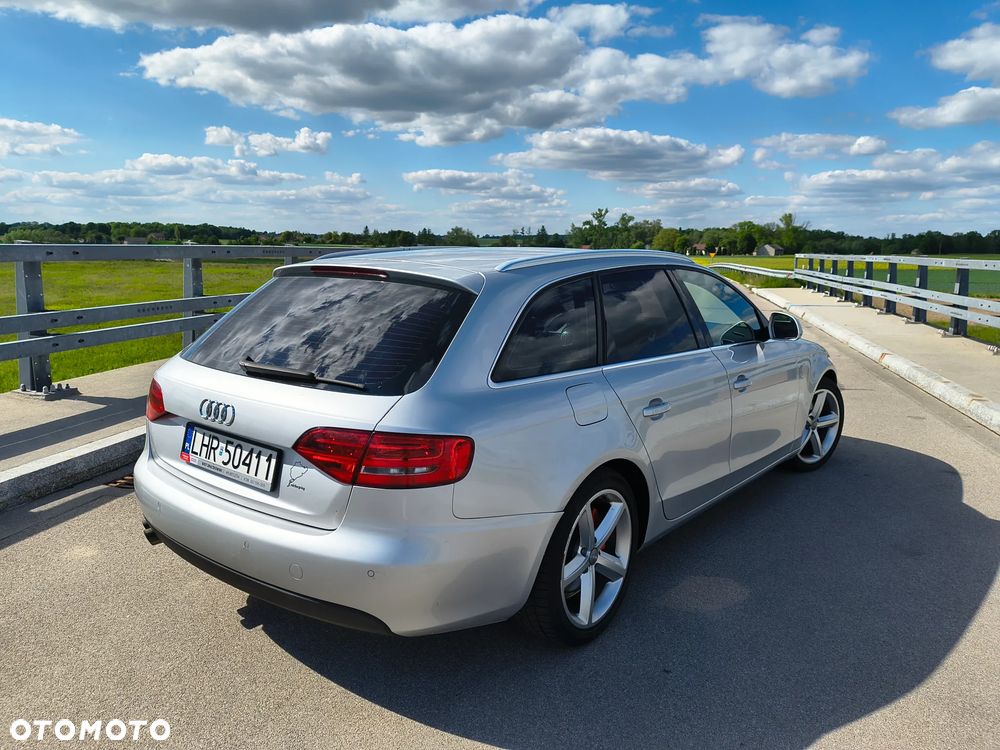Audi A4 Avant 2.0 TDI DPF S line Sportpaket - 8