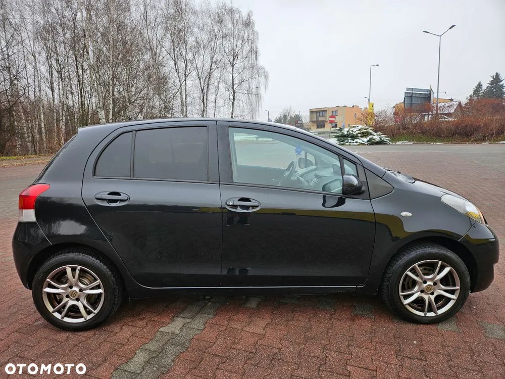 Toyota Yaris 1.33 VVT-i Cool+ - 5