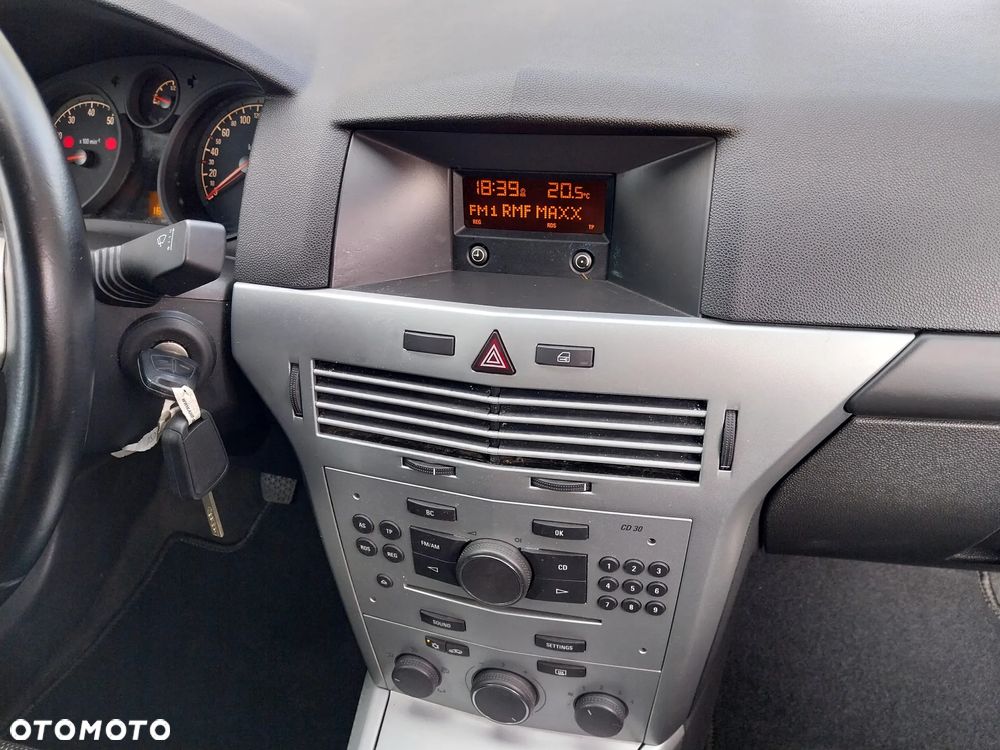 Opel Astra 1.6 Selection - 19
