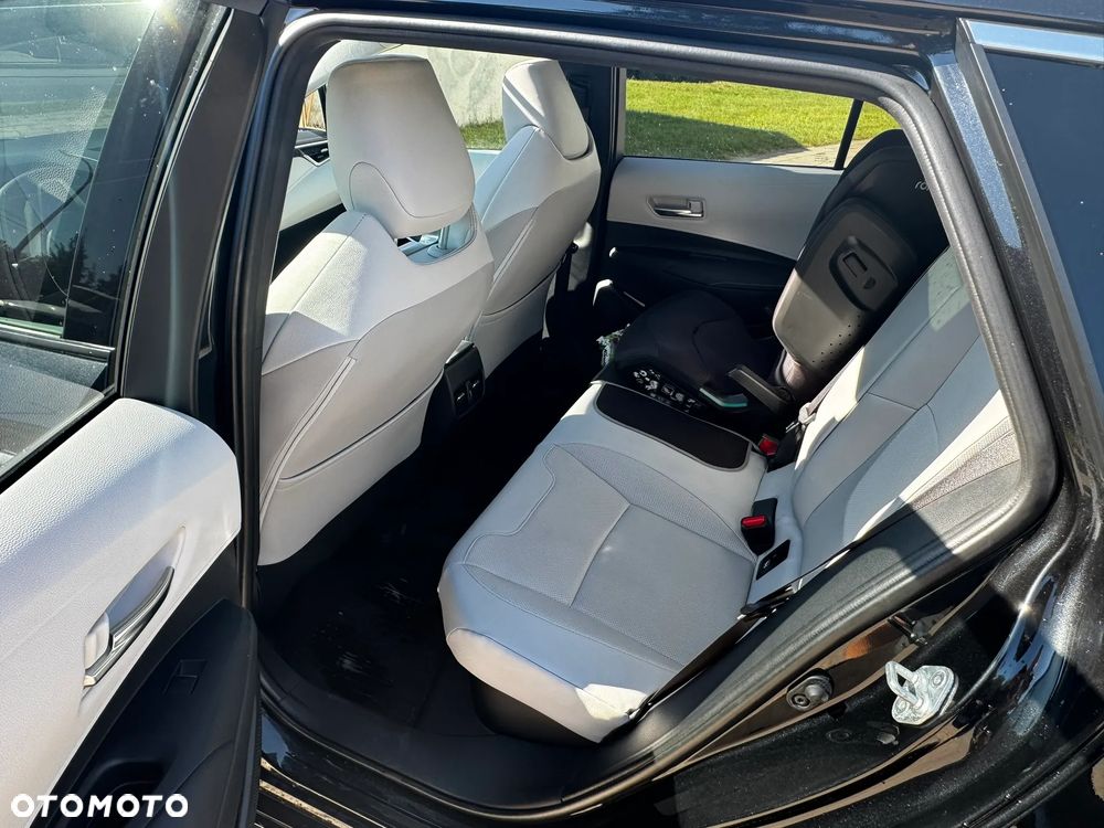 Toyota Corolla 2.0 Hybrid Executive - 5