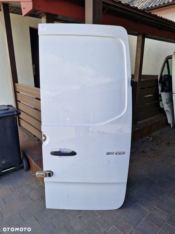 MERCEDES BENZ SPRINTER W907 W910 DRZWI PRAWY TYŁ TYLNE SKRZYDŁO NISKIE - 1