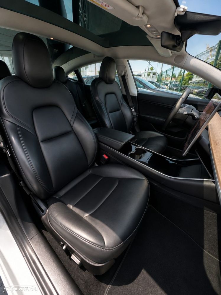 Tesla Model 3 Performance Dual Motor AWD - 18