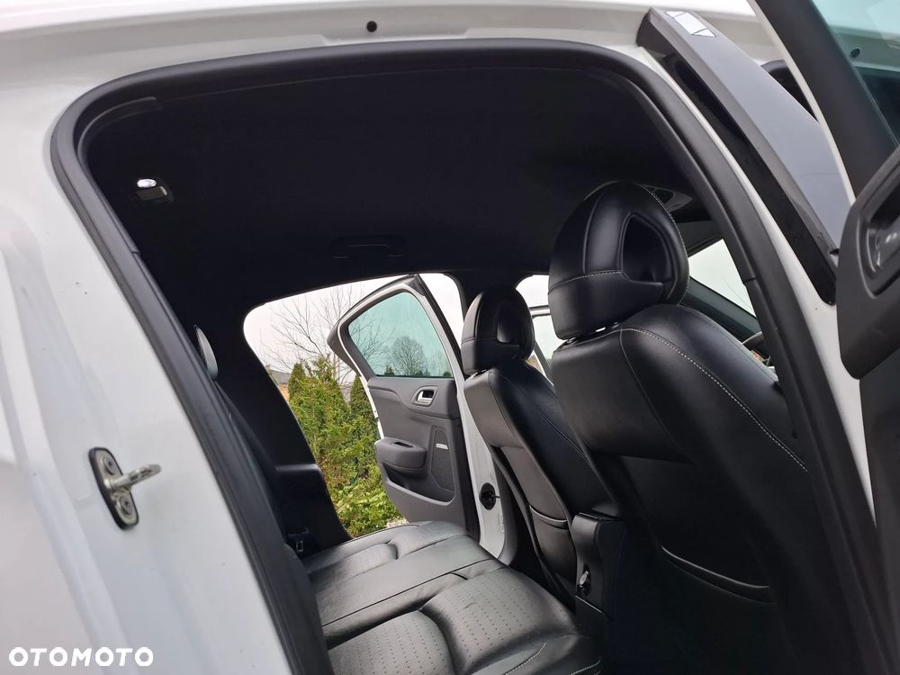 Citroën DS4 HDi 110 SoChic - 21