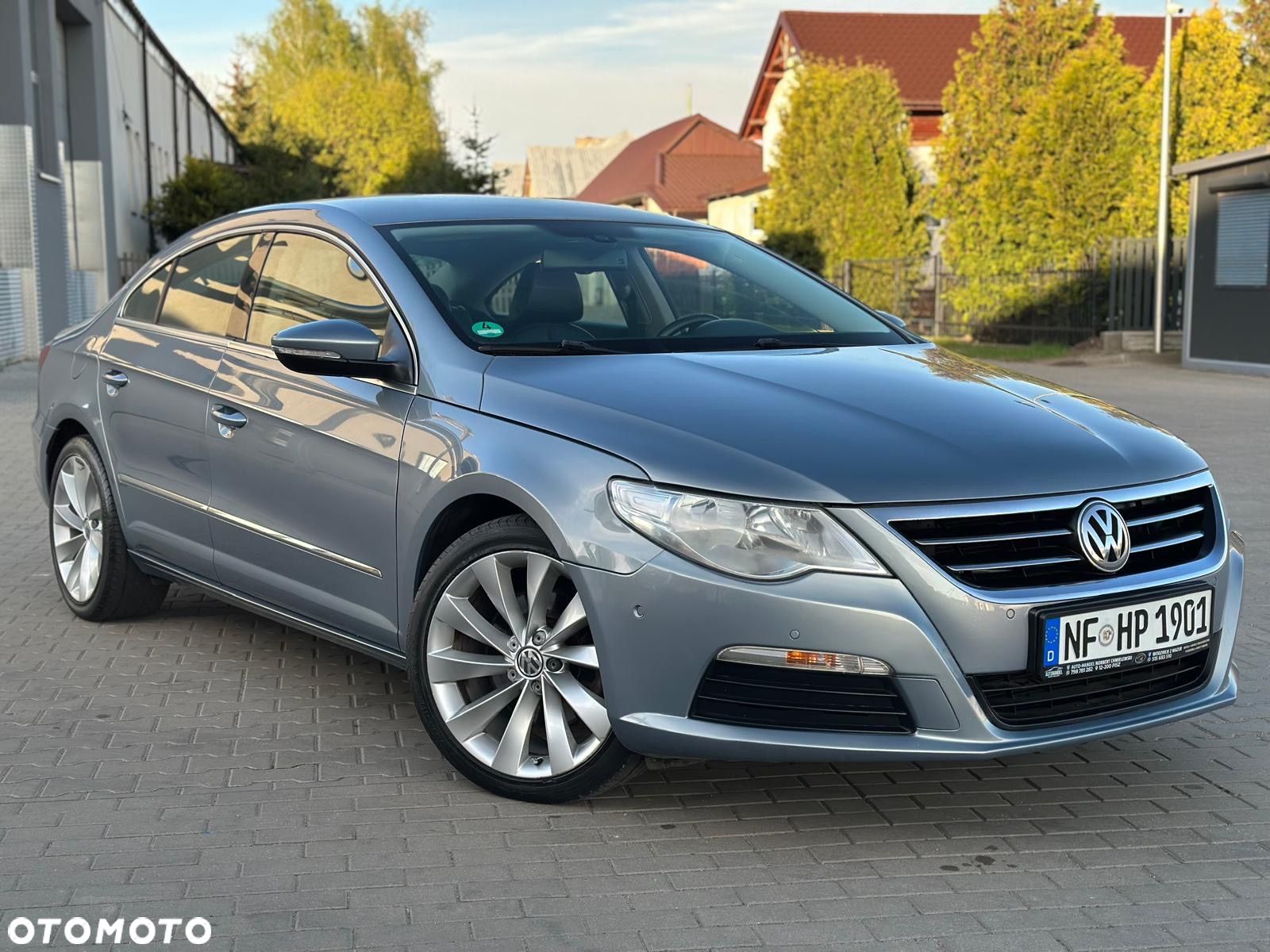 Volkswagen Passat CC - 1