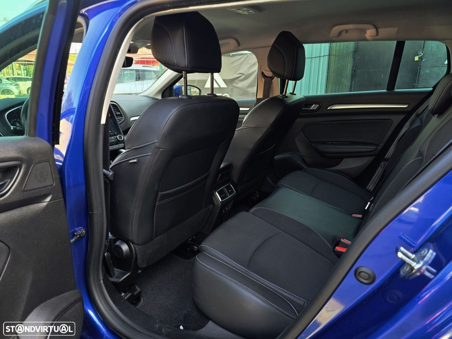 Renault Mégane Sport Tourer BLUE dCi 115 EDC INTENS - 9