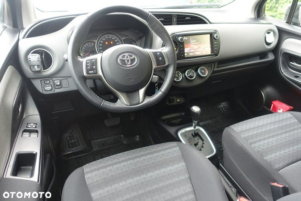 Toyota Yaris - 17