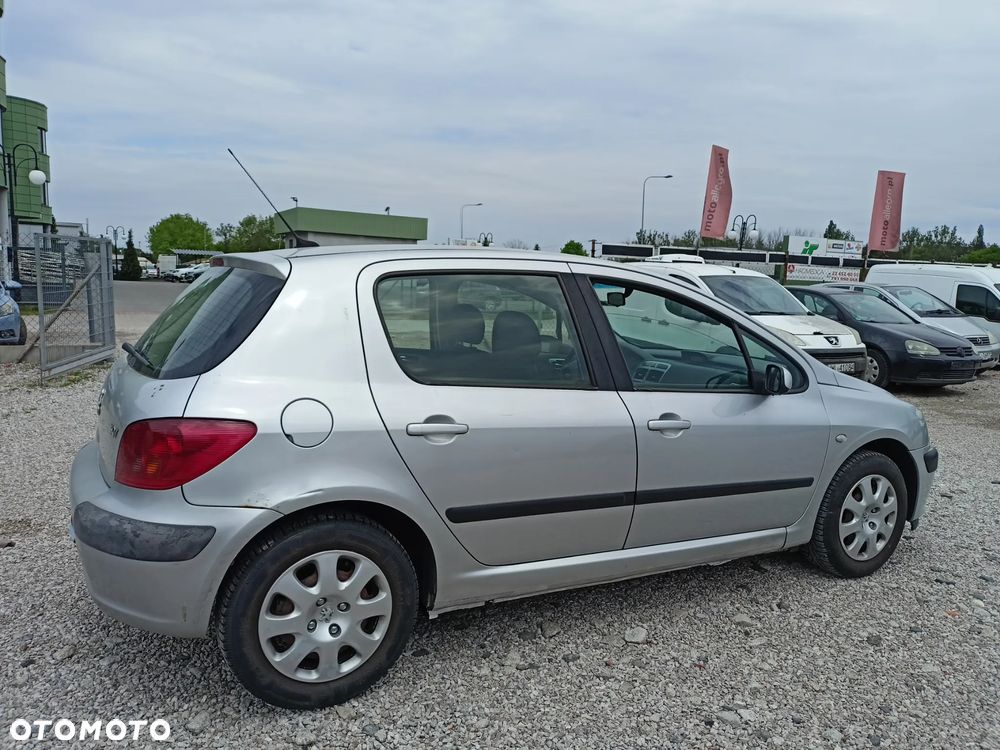 Peugeot 307 - 4